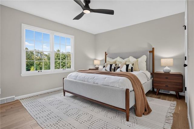 10610 W 170th Terrace, Overland Park, KS 66221