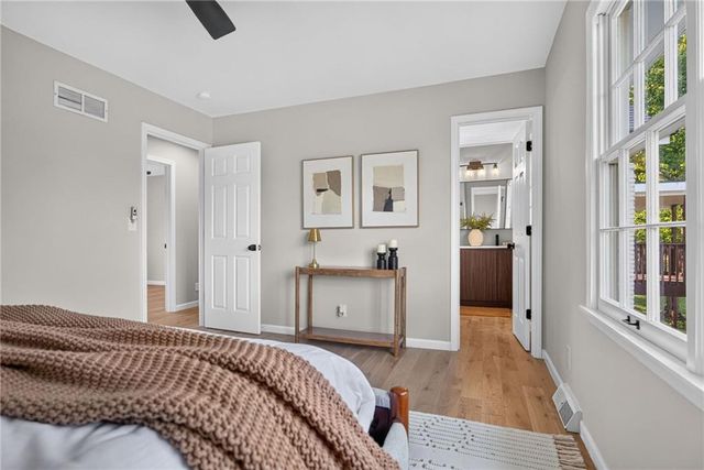 10610 W 170th Terrace, Overland Park, KS 66221