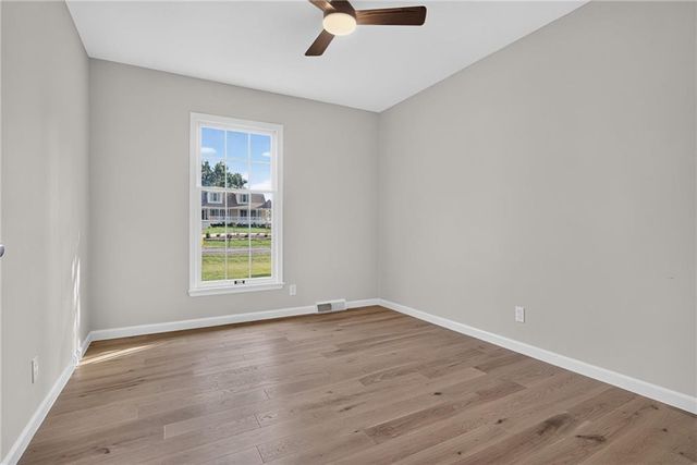 10610 W 170th Terrace, Overland Park, KS 66221