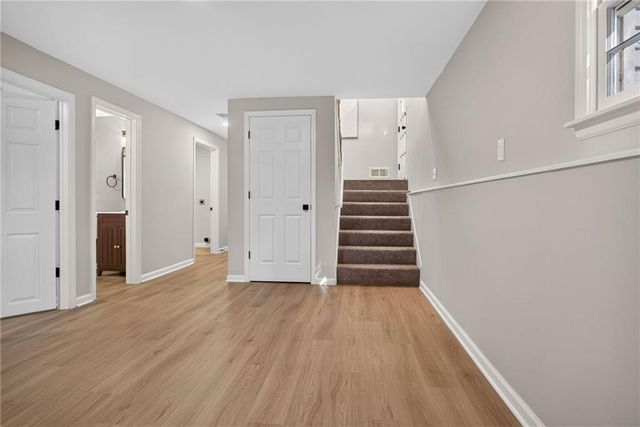 10610 W 170th Terrace, Overland Park, KS 66221