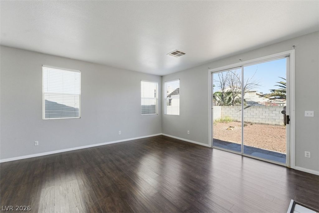 Image 10 of property listing at 1190 Stormy Valley Road, Las Vegas, NV 89123