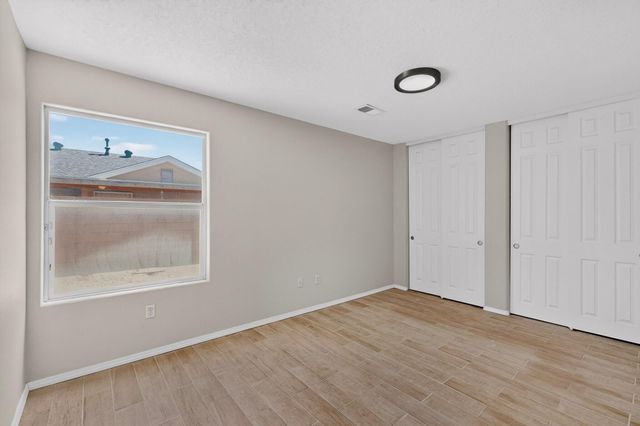 2756 Butch Cassidy Drive SW, Albuquerque, NM 87121