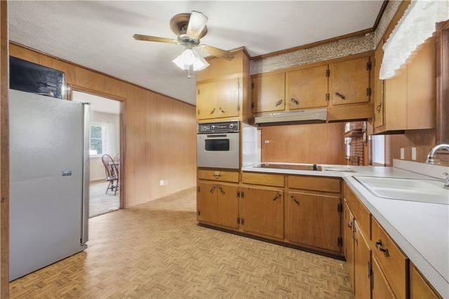 218 Meadow Lane, Cartersville, GA 30120