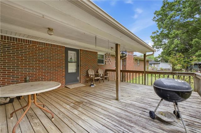 218 Meadow Lane, Cartersville, GA 30120