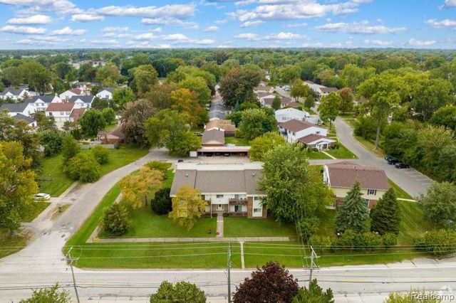 35775 Union Lake Road, Clinton Charter Township, MI 48035