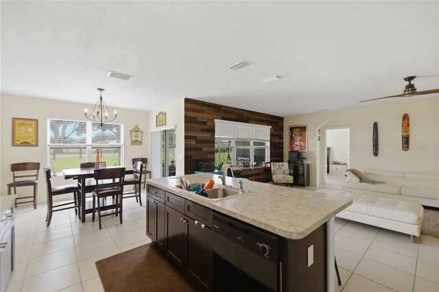 6824 SW 64TH TERRACE, Ocala, FL 34476