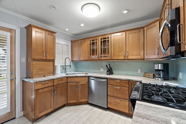 2619 Alco Avenue, Dallas, TX 75211
