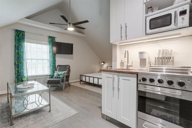 2619 Alco Avenue, Dallas, TX 75211