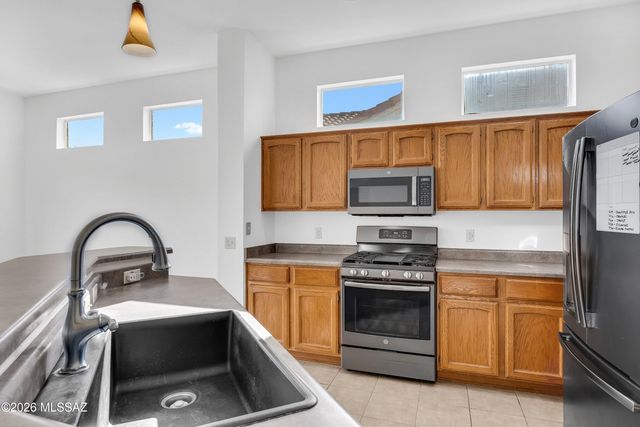 2303 E Indian Town Way, Oro Valley, AZ 85755