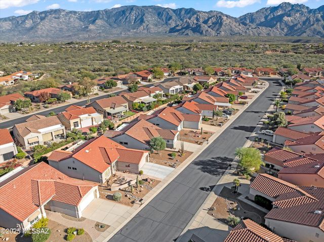 2303 E Indian Town Way, Oro Valley, AZ 85755