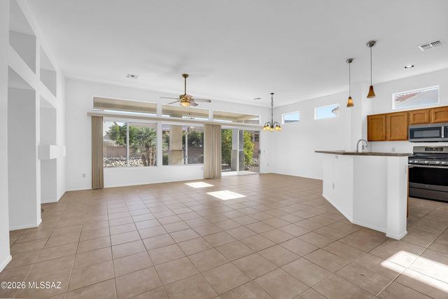 2303 E Indian Town Way, Oro Valley, AZ 85755