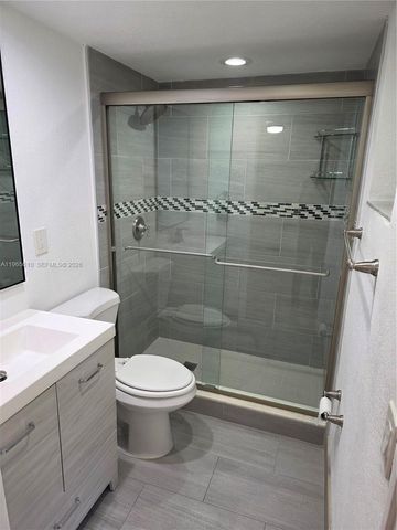 8065 SW 107th Ave 214, Miami, FL 33173