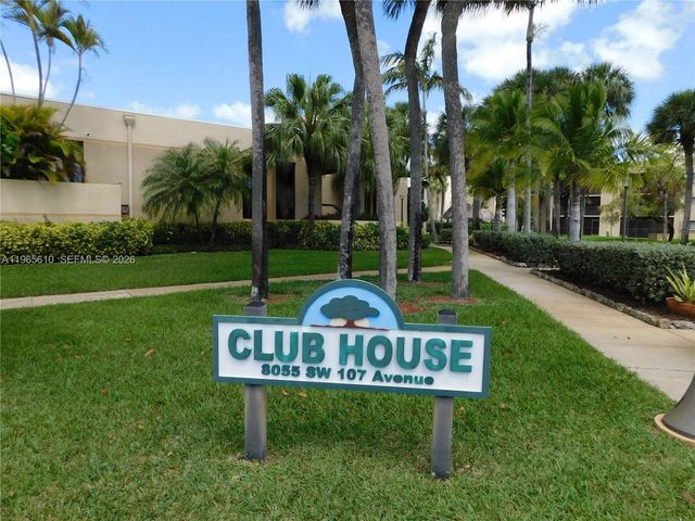 8065 SW 107th Ave 214, Miami, FL 33173