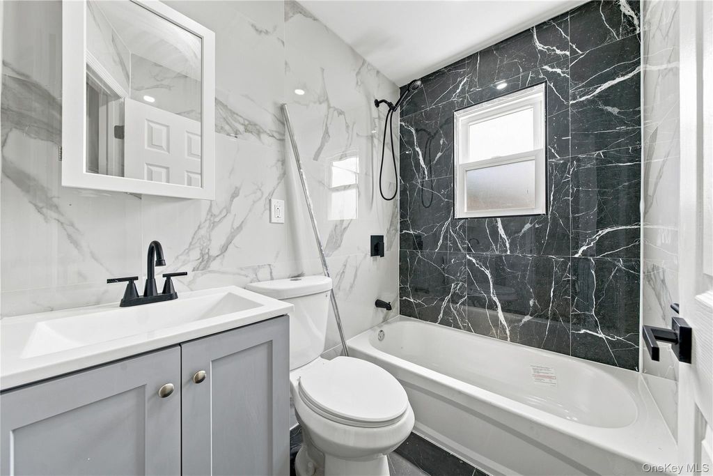 13714 Bedell Street, Springfield Gardens, NY 11413 — photo 3