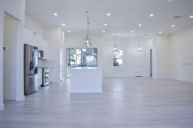 163 BLAZING STAR AVENUE, Lake Alfred, FL 33850