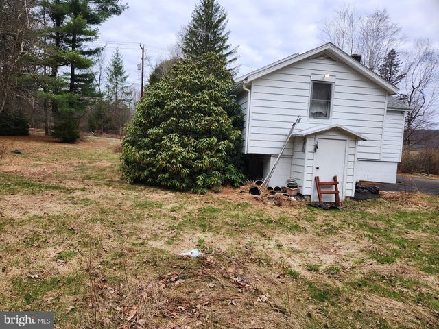 582 FAIRVIEW ST, Tamaqua, PA 18252