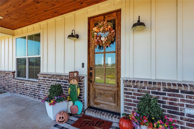 1705 County Road 451, El Campo, TX 77437