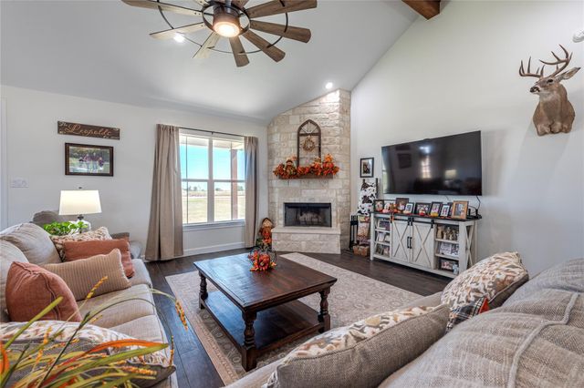 1705 County Road 451, El Campo, TX 77437