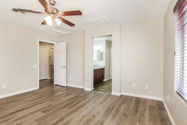 26681 N Babbling Brook Drive, Phoenix, AZ 85083
