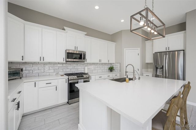 2365 E Calle Madrid, Fort Mohave, AZ 86426