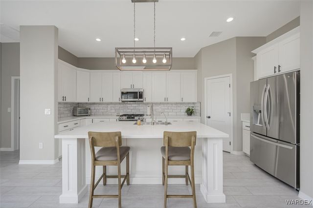 2365 E Calle Madrid, Fort Mohave, AZ 86426