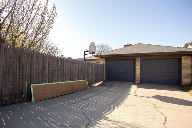 1103 CREEKMERE Drive, Canyon, TX 79015