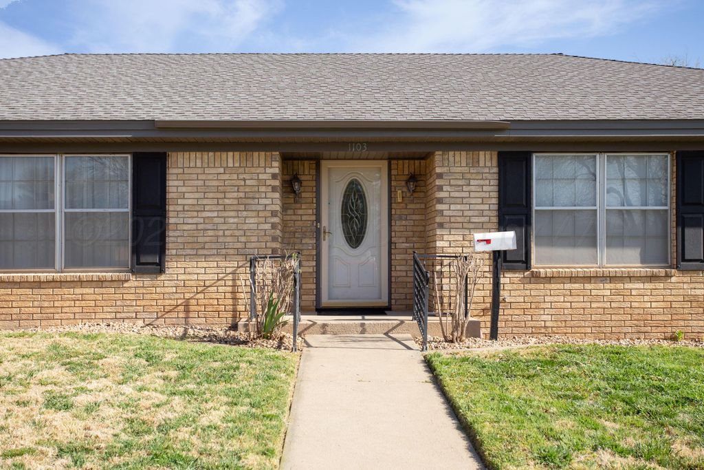 1103 CREEKMERE Drive, Canyon, TX 79015