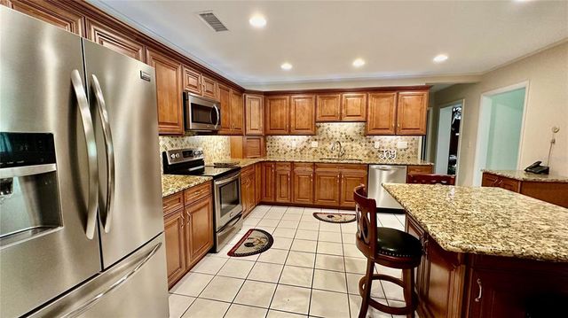 7520 KATHLEEN ROAD, Lakeland, FL 33810