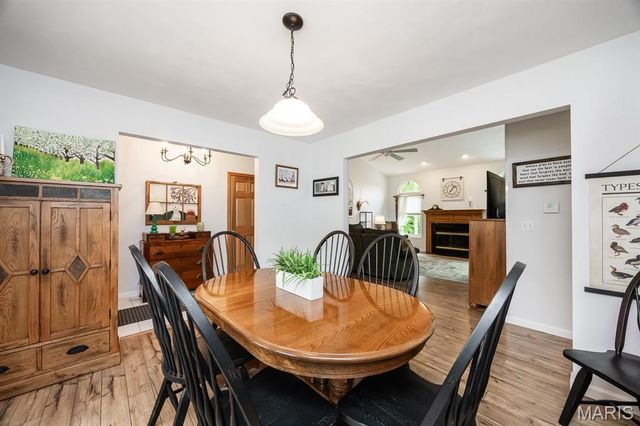 2912 Rentchler Road, Belleville, IL 62221