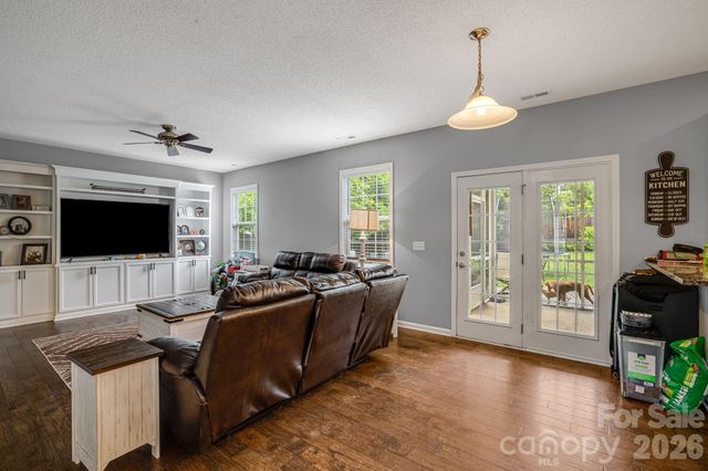 52 Black River Road, Fletcher, NC 28732
