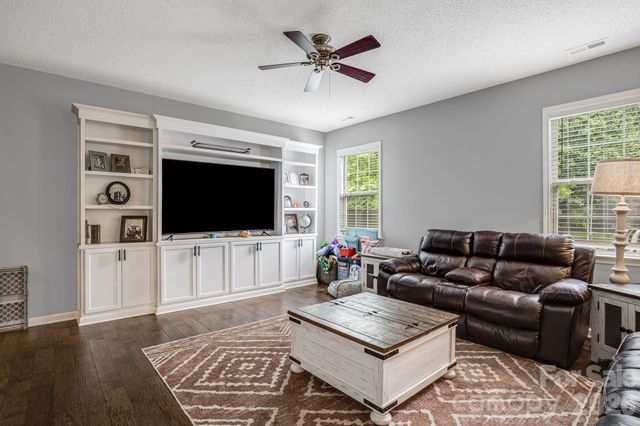 52 Black River Road, Fletcher, NC 28732