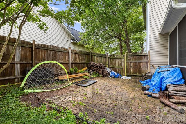 52 Black River Road, Fletcher, NC 28732