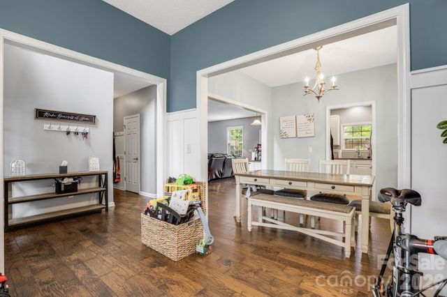52 Black River Road, Fletcher, NC 28732