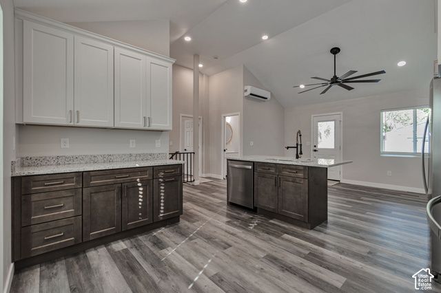 3037 S 1640 E, Millcreek, UT 84106