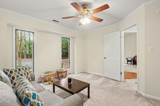 106 Old Stable Court, Chapel Hill, NC 27514