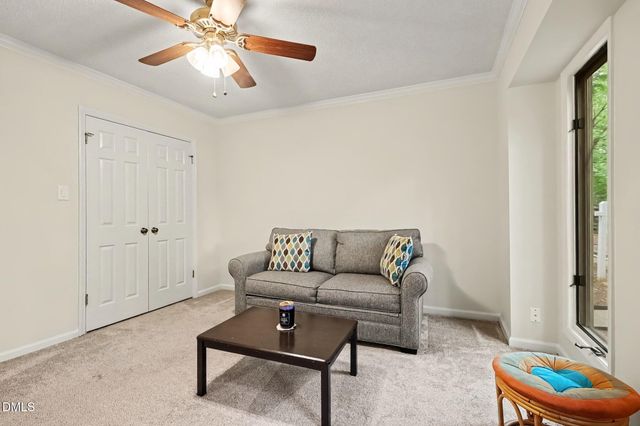 106 Old Stable Court, Chapel Hill, NC 27514