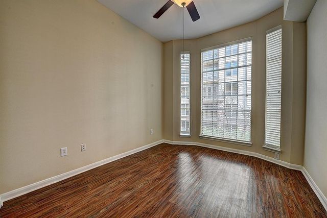 1901 Post Oak Park Drive 7402, Houston, TX 77027