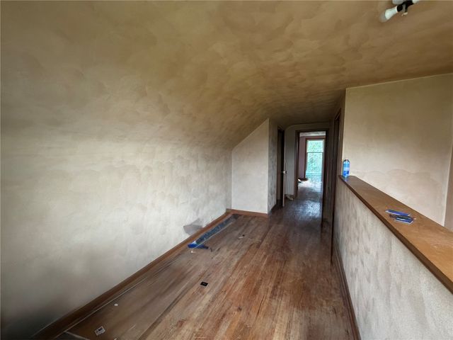 4400 Nursery Road, Cedar Rapids, IA 52404