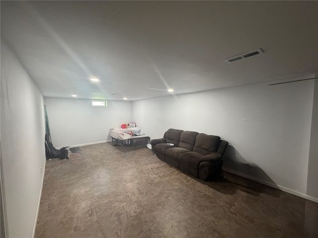 4400 Nursery Road, Cedar Rapids, IA 52404