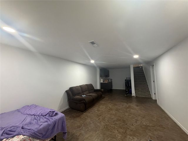 4400 Nursery Road, Cedar Rapids, IA 52404