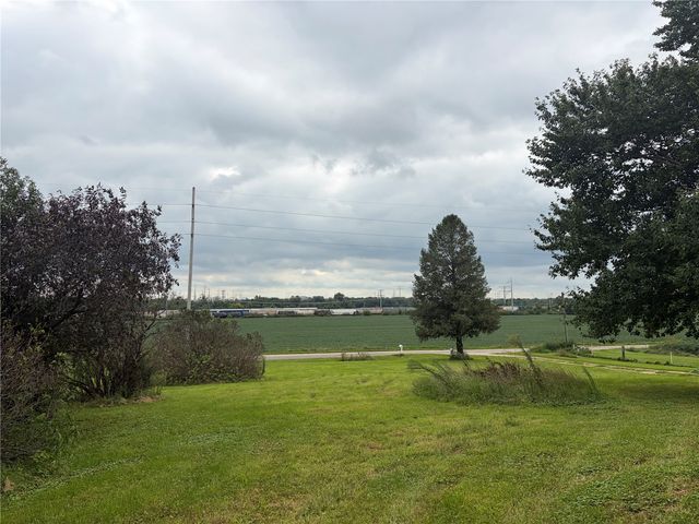 4400 Nursery Road, Cedar Rapids, IA 52404