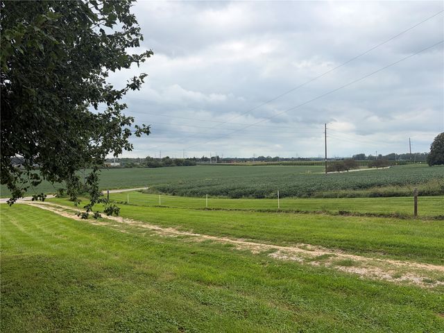 4400 Nursery Road, Cedar Rapids, IA 52404