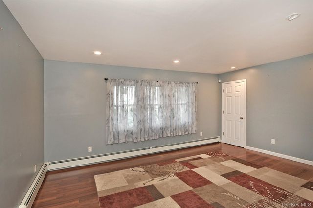 93 Abbey Lane, Levittown, NY 11756