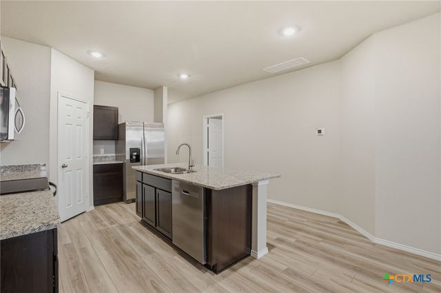 1126 Stone Valley Road A, Temple, TX 76502