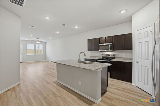 1126 Stone Valley Road A, Temple, TX 76502