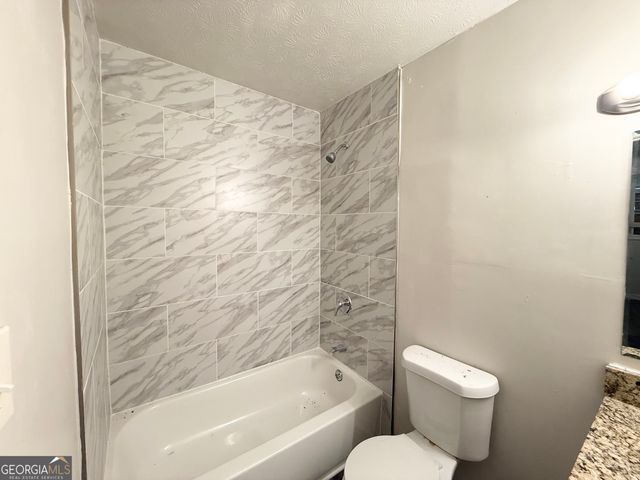 1465 Holcomb Avenue, East Point, GA 30344
