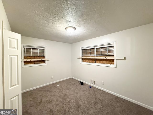 1465 Holcomb Avenue, East Point, GA 30344
