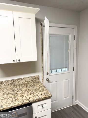 1465 Holcomb Avenue, East Point, GA 30344