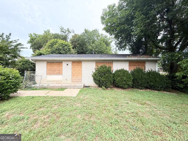 1465 Holcomb Avenue, East Point, GA 30344