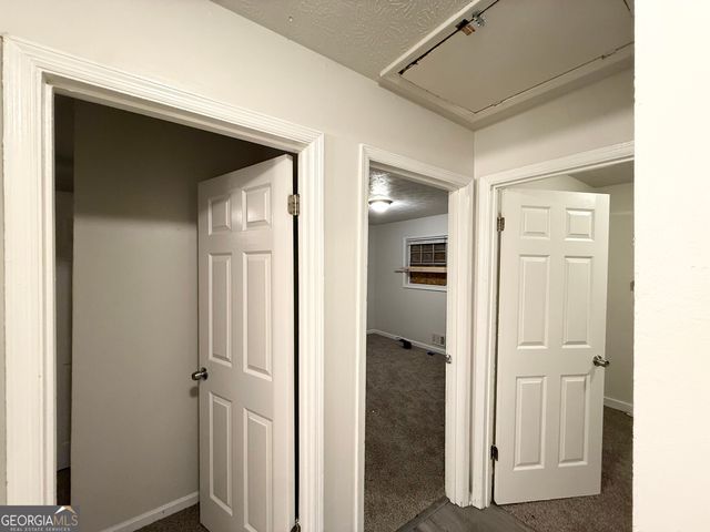 1465 Holcomb Avenue, East Point, GA 30344